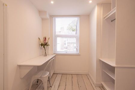 6 bedroom house to rent - Photo 3