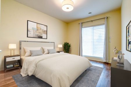 Condo for rent, Montréal (Saint-Laurent) - Photo 5