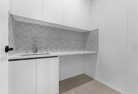 Modern living in Karaka - Photo 3