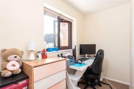 2 bedroom terraced house to rent - Photo 5