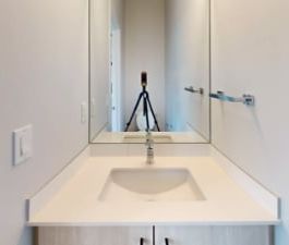 Edmonton Furnished townhouse Rental in Westmount - Upscale and Luxu... - Photo 3