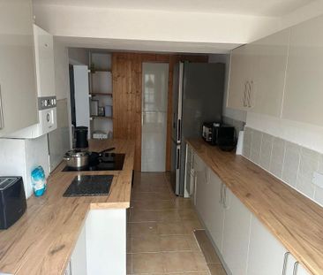 2 bedroom terraced house to rent - Photo 6