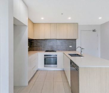 Unblockable view | Tiles in lounge - Photo 1