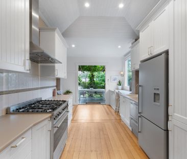 Thinking of selling? Contact our agent - Photo 2