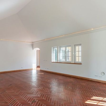 Arrendamento Moradia T5+1 com piscina Quinta da Marinha Norte - Photo 1