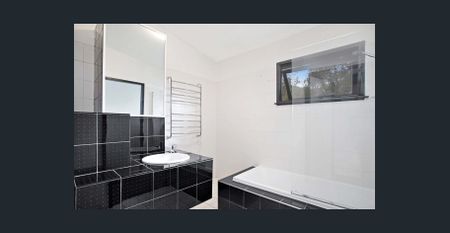 11 HAWICK STREET, ASHGROVE - Photo 4