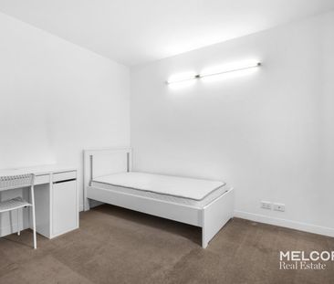 FURNISHED 2 BEDROOMS IN PRIME CBD LOCATION - Photo 1