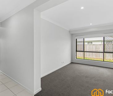 Executive Family Living in a Prime Coomera Location - Photo 2