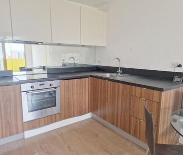 1 bedroom flat to rent - Photo 5