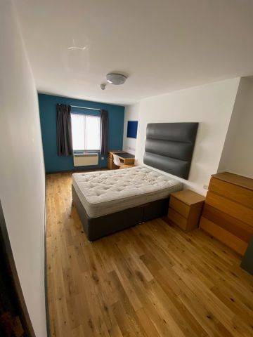 Room in a Shared Flat, Slater Street, L1 - Photo 2