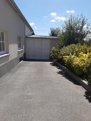 Location Maison 5 pièces 106m² COUTANCES 50200 - Photo 3