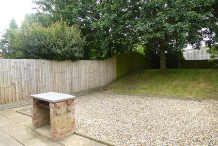 Peterhouse Crescent, March - Photo 5