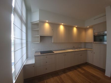 Gezellig éénslaapkamer appartement in herenwoning met zicht op water - Photo 4