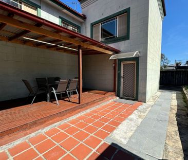 Toongabbie - Photo 5