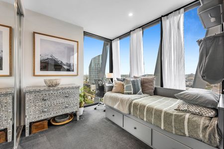 South Melbourne, The Place To Be! Pet friendly! - Photo 5