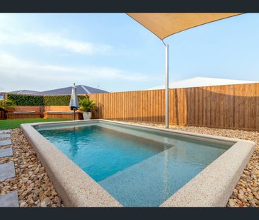 54 Marine Parade, Newell, Qld 4873 - Photo 1
