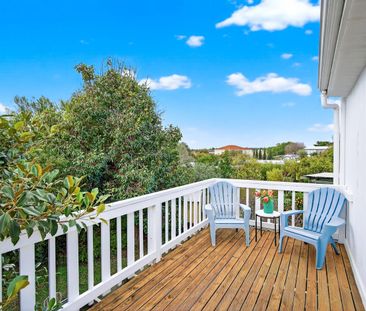 Spacious Family Home in Scenic Goolwa Location - Photo 5
