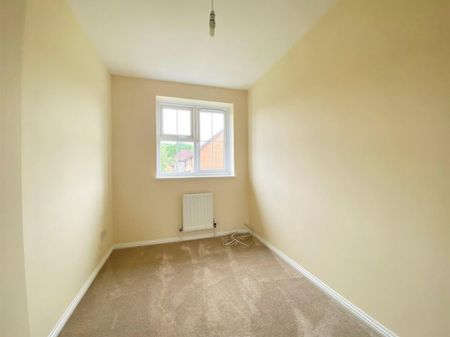 2 bedroom terraced house to rent - Photo 3