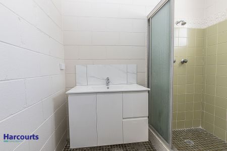 4/7 Windsor Street, Hermit Park - Photo 2