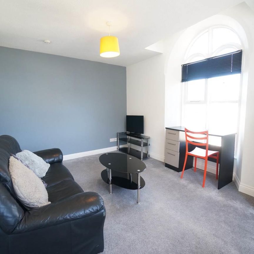 Flat 8, Ebenezer Chapel York Place - Photo 1