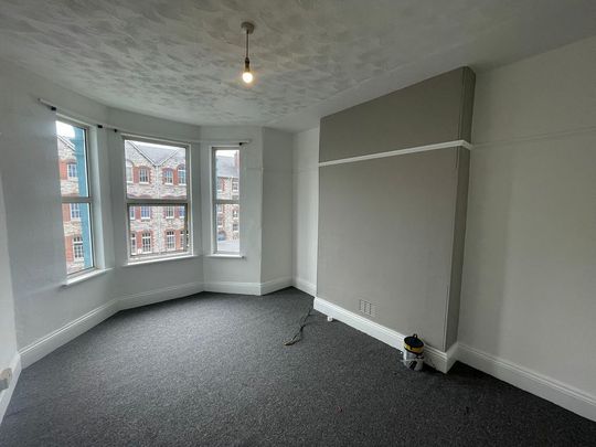 5 bedroom property to rent - Photo 1