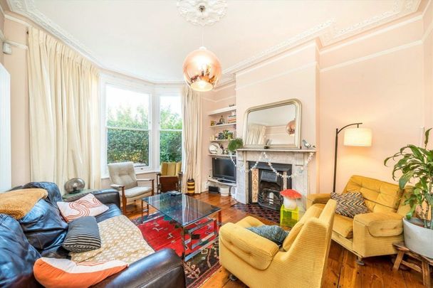 Algiers Road, Lewisham, SE13 - Photo 1