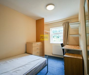 39 Tiverton Road - Photo 5