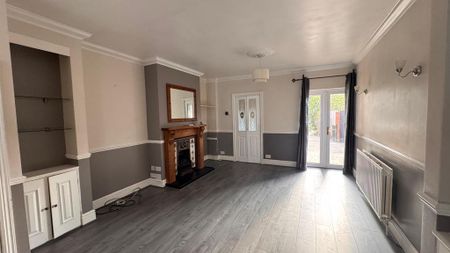 3 bedroom terraced house to rent - Photo 3