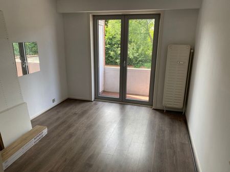 Ruim appartement met garage op de eerste verdieping, ideaal gelegen in het centrum van Zaventem. - Foto 3