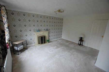 3 bedroom bungalow to rent - Photo 4