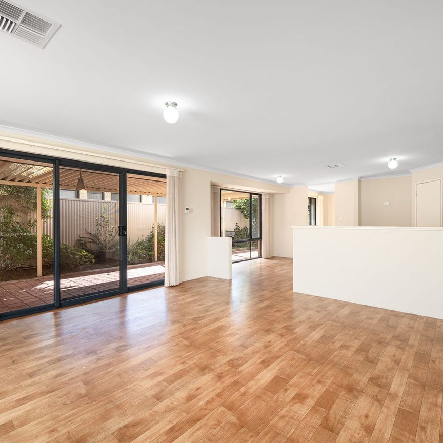 Comfortable Family Living in a Convenient Bertram Location - Photo 1