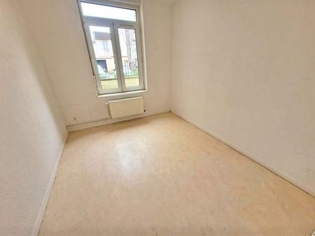 CHARMES (88130) - Appartement - Photo 5