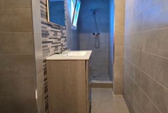 LONG TERM RENTAL Spacious villa for rent with sea views