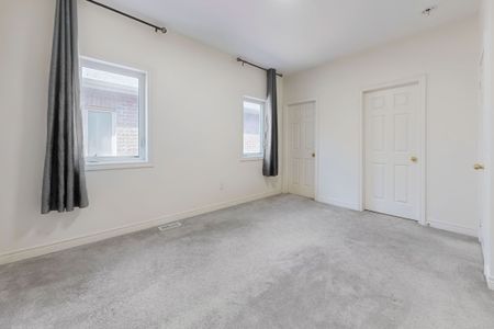 For Lease - 6 Kavanagh Avenue, East Gwillimbury, Ontario - Photo 5