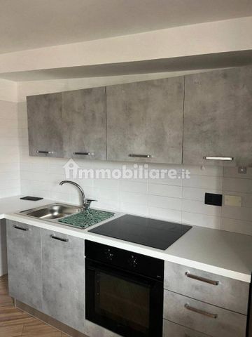 Bilocale via Vittorio Emanuele II 8, Centro, Battipaglia - Photo 2