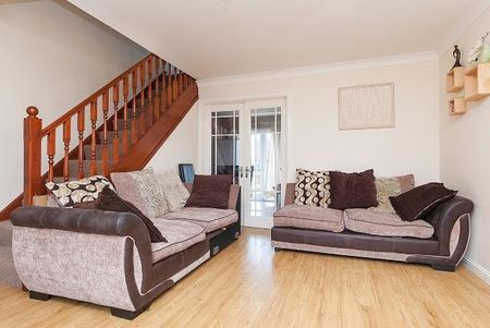 2 bedroom terraced house to rent - Photo 2