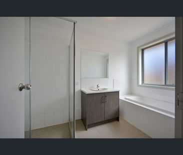 252 Cartledge Avenue, Whyalla Jenkins, SA 5609 - Photo 6
