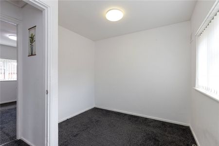 Ralph Drive, Stoke-on-Trent, Staffordshire, ST1 - Photo 4