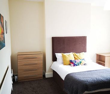 Lovely Double Spacious Rooms - Photo 3