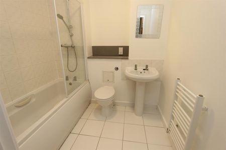 Aspect 14, Leeds City Centre, LS2 8WH - Photo 2