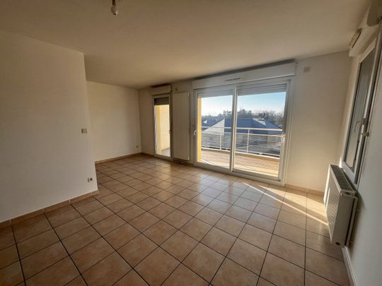 Location Appartement 3 pièces 70m² - Photo 1