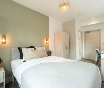 Wellington Road Room 3 - Photo 2