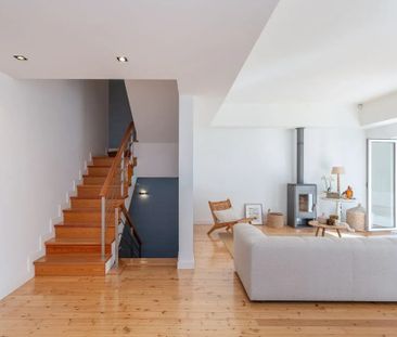 Semi-detached 3BR home in quiet condo with pool, Estoril. - Photo 4