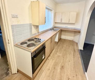 2 bedroom terraced house to rent - Photo 6