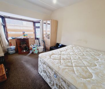 4 Bed Student Accommodation - Photo 5