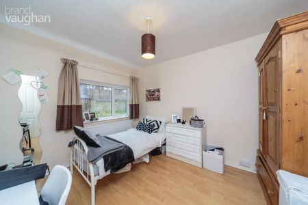 5 bedroom terraced house to rent - Photo 2