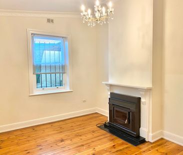 2 Bedroom Character Cottage in Exceptional Location - Photo 1