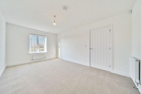3 bedroom detached house to rent - Photo 5