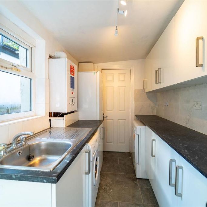 4 bedroom house to rent - Photo 1