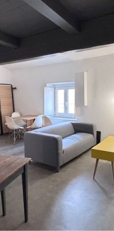 Location Appartement P2 Nimes - Photo 1